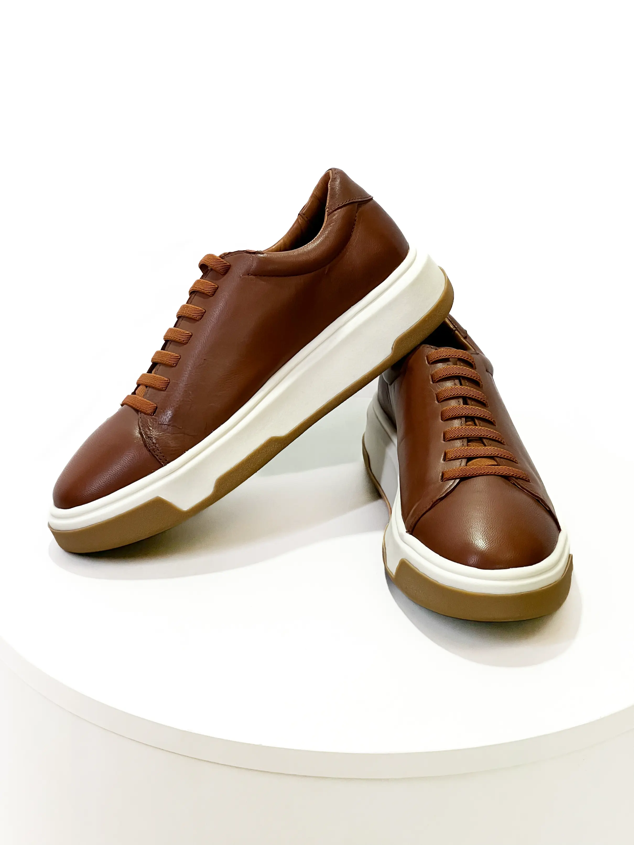 Sneaker Elastic Zetsus,Havana em Couro legitimo